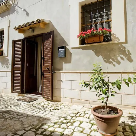 Il Dammuso Nel Vicolo Apartment Scicli